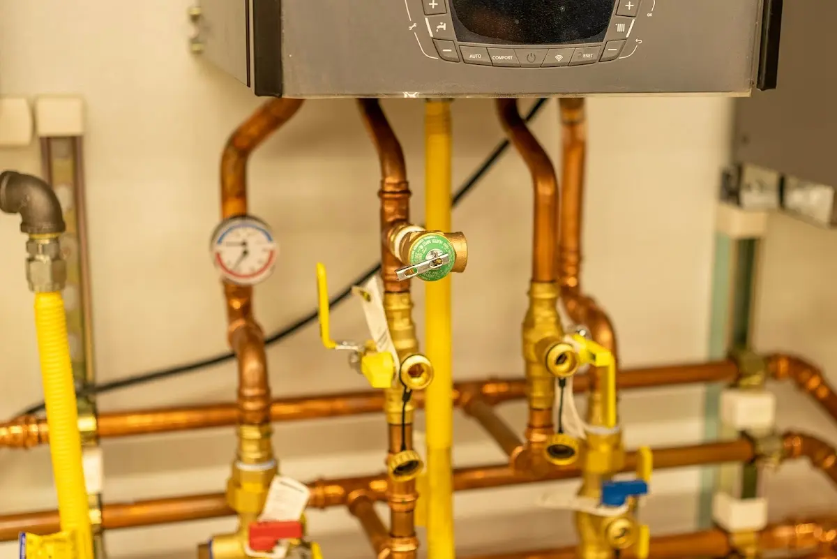 Licensed technician providing Emergency Plumbing for a homeowner in Morton